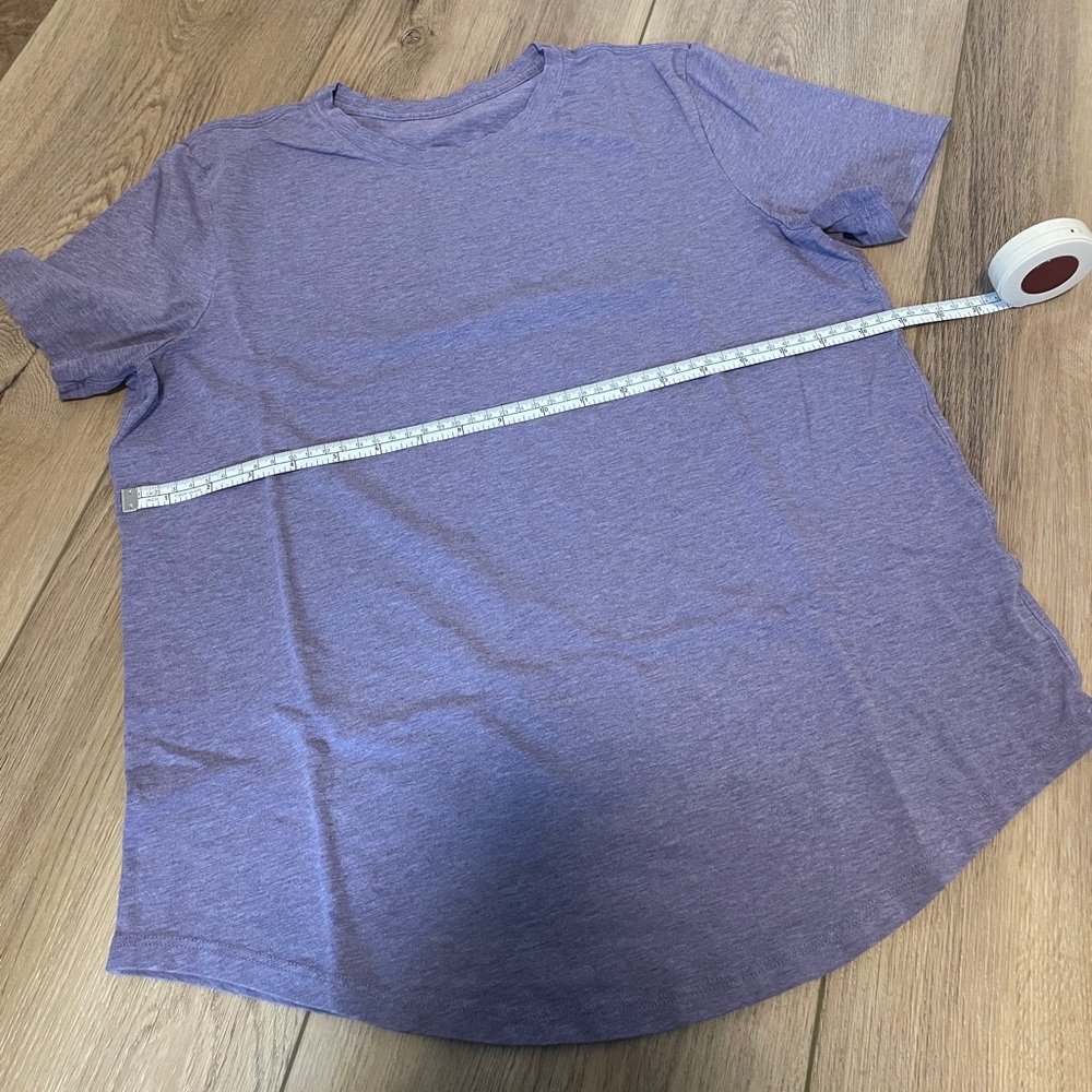 Lululemon Tee